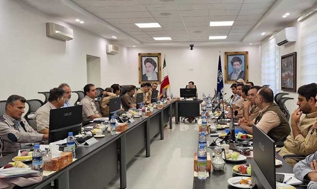 نشست شورای معاونان و مدیران چادرملو در مجتمع معدنی نشست شورای معاونان و مدیران چادرملو در مجتمع معدنی
