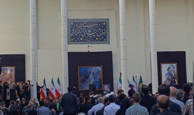 آثار فرشچیان با فطرت انسانی سازگار است و در دل‌ها می‌نشیند