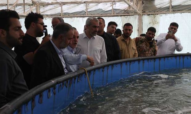 قول وزیر اقتصاد برای رفع مشکلات مجتمع کشت و صنعت مکران قول وزیر اقتصاد برای رفع مشکلات مجتمع کشت و صنعت مکران
