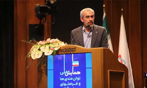 مناطق آزاد کلید ورود اقتصاد ایران به مرحله توسعه‌یافتگی است