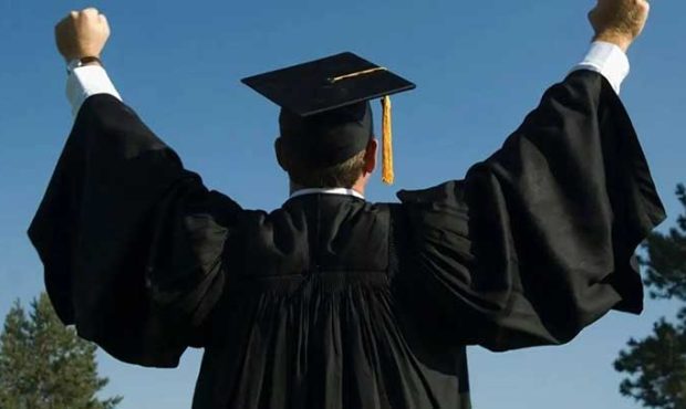 هیس! دانشجو فریاد نمی‌زند